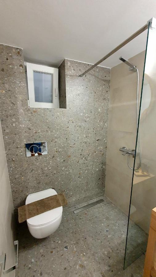 Alexandra'S Boutique House Apartment Triovasalos Exterior photo